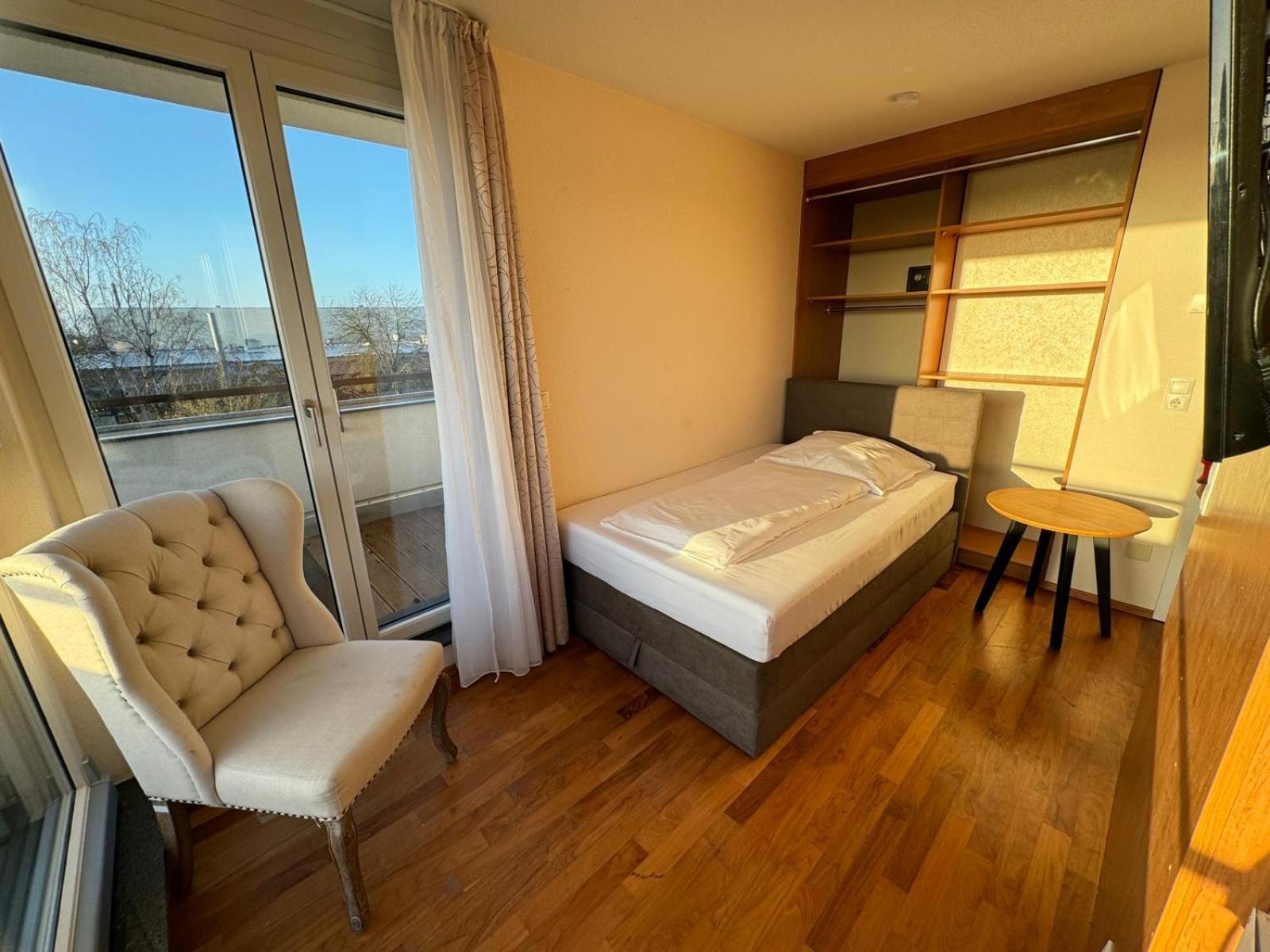 Wal Hotel Liederbach am Taunus Exterior photo